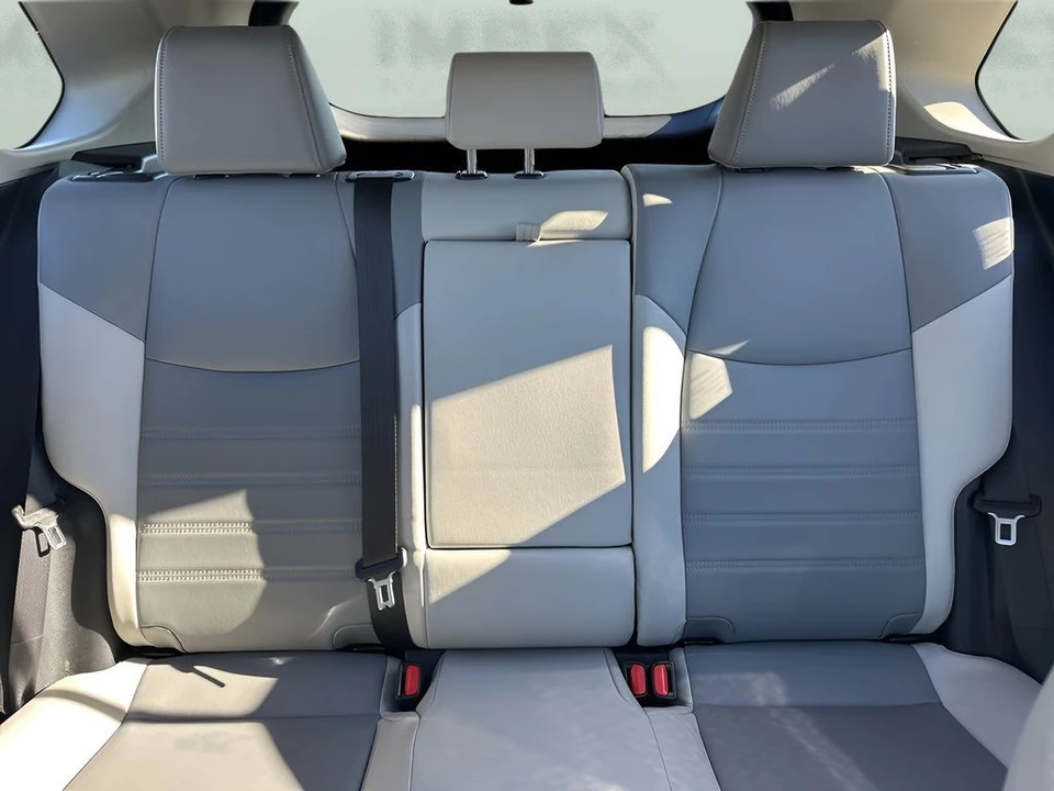 2019 Toyota RAV4 5th Gen - Image 13 of 21