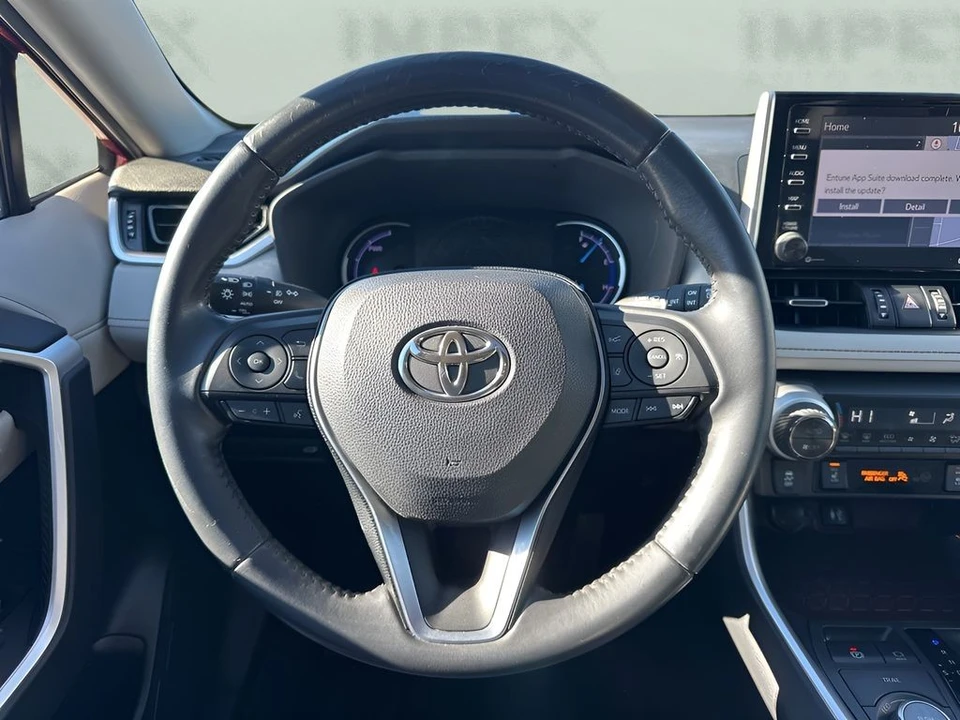 2019 Toyota RAV4 5th Gen - Image 15 of 21