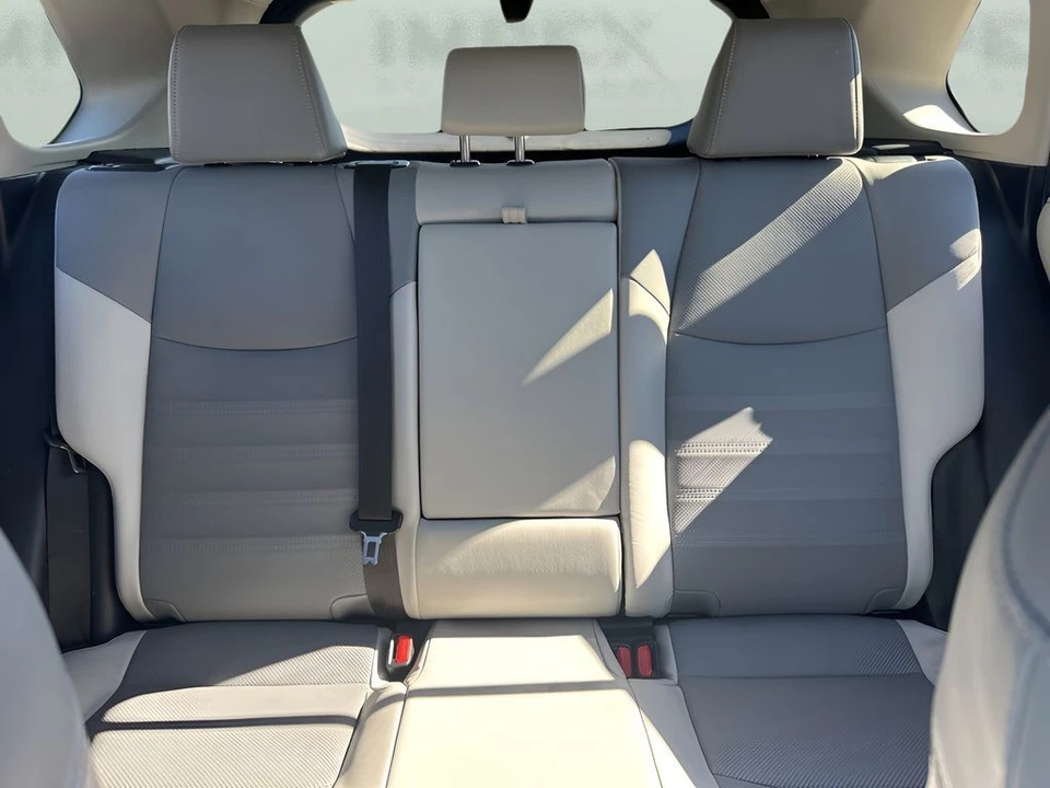 2019 Toyota RAV4 5th Gen - Image 12 of 21