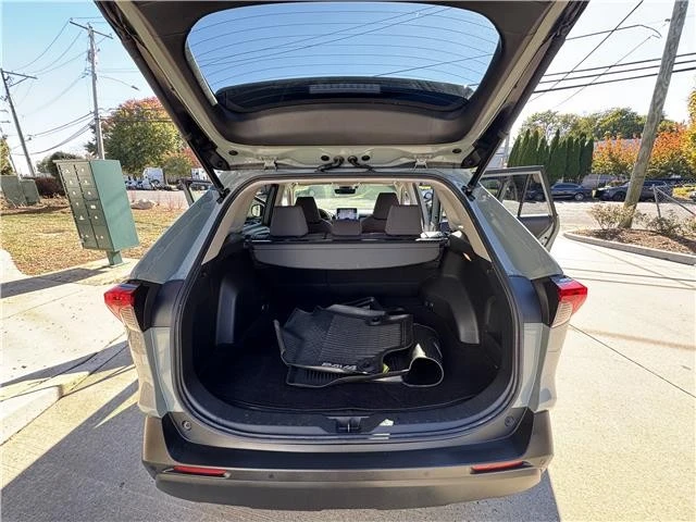 2019 Toyota RAV4 5th Gen - Image 20 of 21