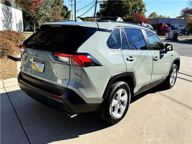 2019 Toyota RAV4 5th Gen - Image 3 of 21