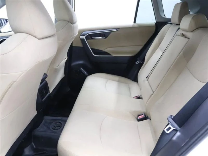 2019 Toyota RAV4 5th Gen - Image 12 of 12