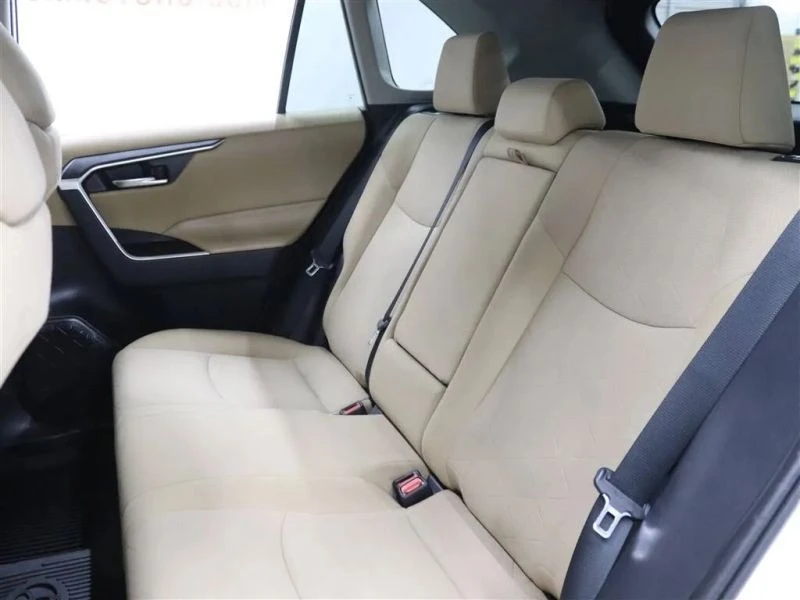 2019 Toyota RAV4 5th Gen - Image 11 of 12