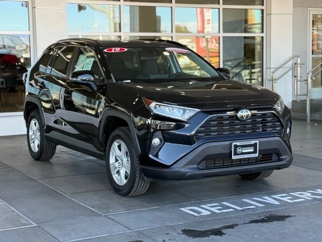 2019 Toyota RAV4 5th Gen - Image 7 of 12