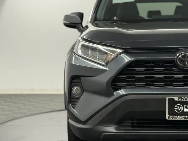 2019 Toyota RAV4 5th Gen - Image 4 of 12