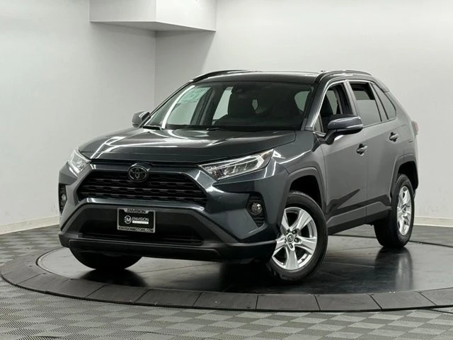 2019 Toyota RAV4 5th Gen - Image 2 of 12