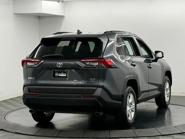 2019 Toyota RAV4 5th Gen - Image 6 of 12