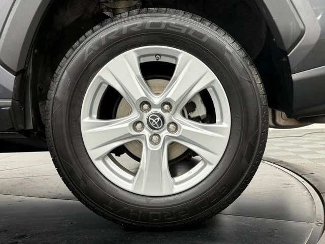 2019 Toyota RAV4 5th Gen - Image 12 of 12