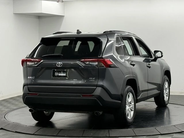 2019 Toyota RAV4 5th Gen - Image 6 of 12