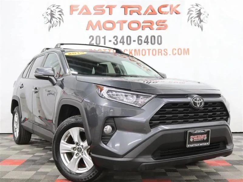 2019 Toyota RAV4 5th Gen - Image 3 of 12