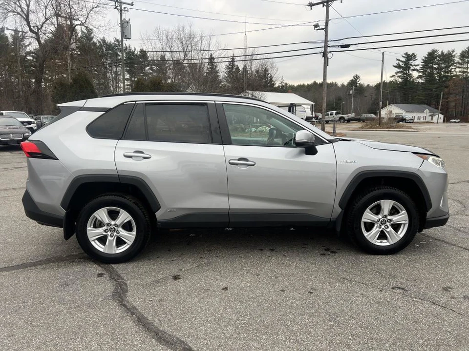 2019 Toyota RAV4 5th Gen - Image 2 of 12
