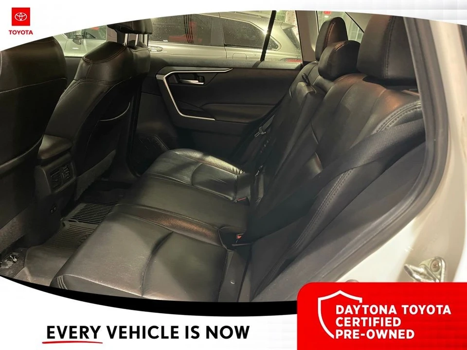 2019 Toyota RAV4 5th Gen - Image 8 of 10
