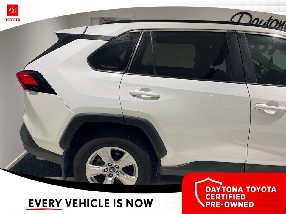 2019 Toyota RAV4 5th Gen - Image 4 of 10