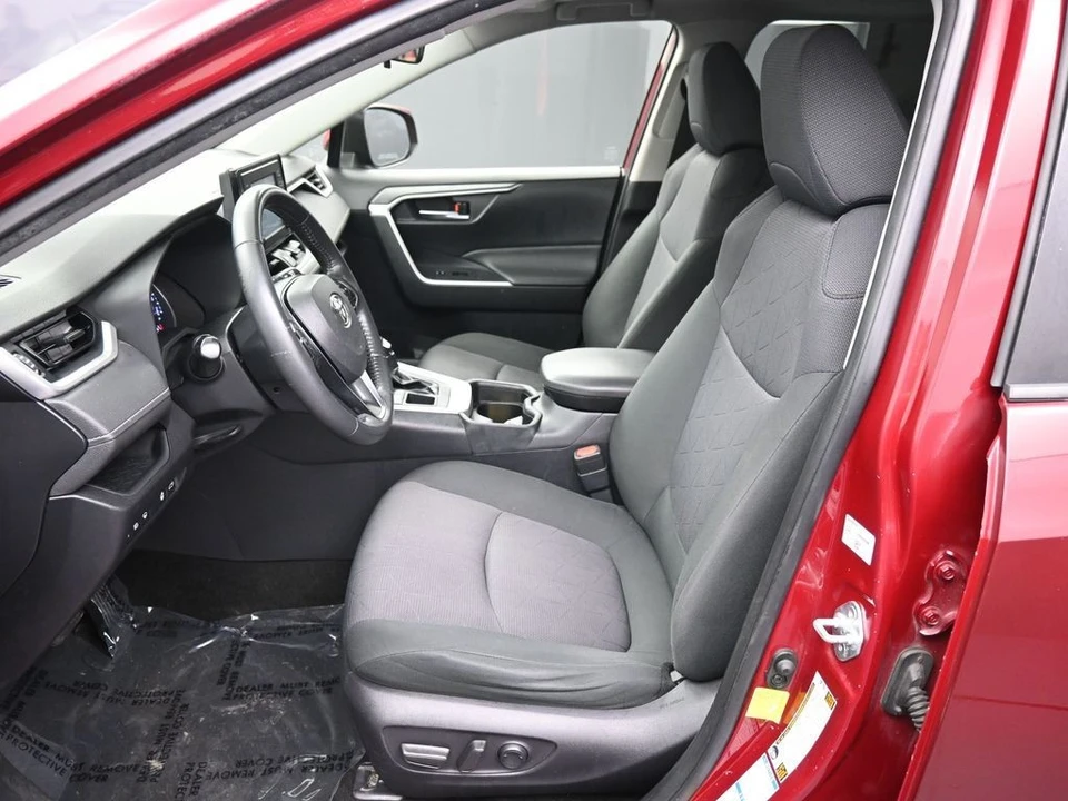 2019 Toyota RAV4 5th Gen - Image 19 of 21