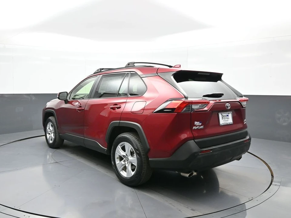 2019 Toyota RAV4 5th Gen - Image 8 of 21
