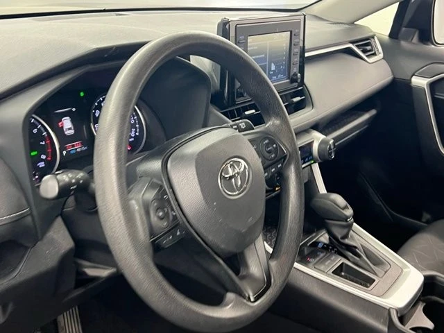 2019 Toyota RAV4 5th Gen - Image 6 of 9