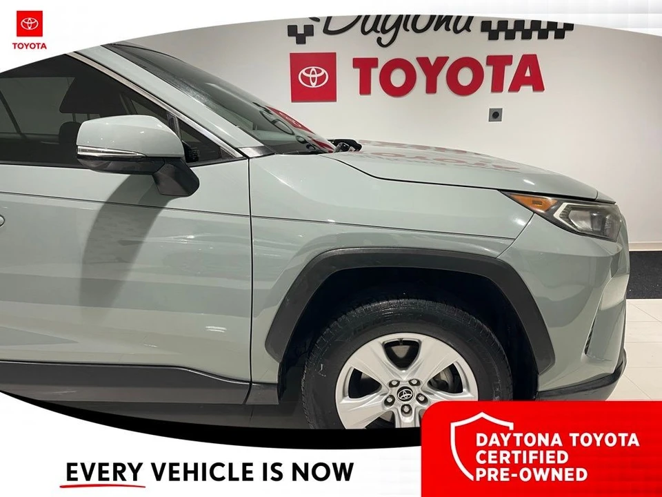2019 Toyota RAV4 5th Gen - Image 6 of 12