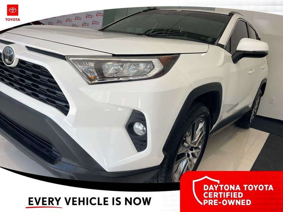 2019 Toyota RAV4 5th Gen - Image 6 of 12