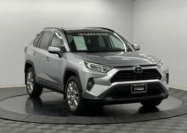 2019 Toyota RAV4 5th Gen - Image 5 of 12