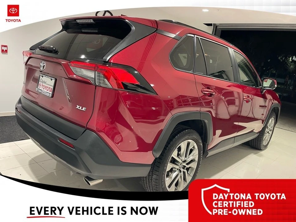 2019 Toyota RAV4 5th Gen - Image 7 of 12