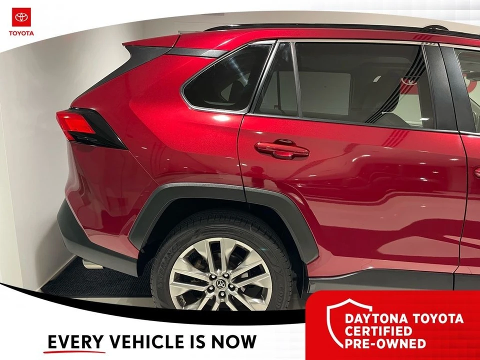 2019 Toyota RAV4 5th Gen - Image 5 of 12