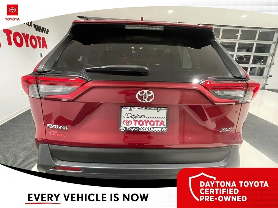 2019 Toyota RAV4 5th Gen - Image 9 of 12