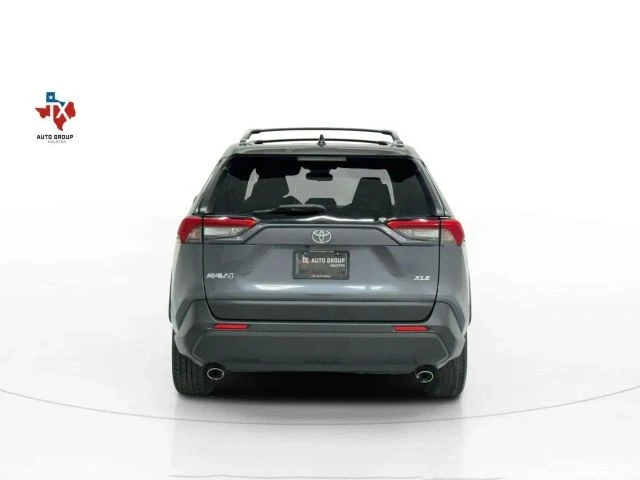 2019 Toyota RAV4 5th Gen - Image 8 of 12