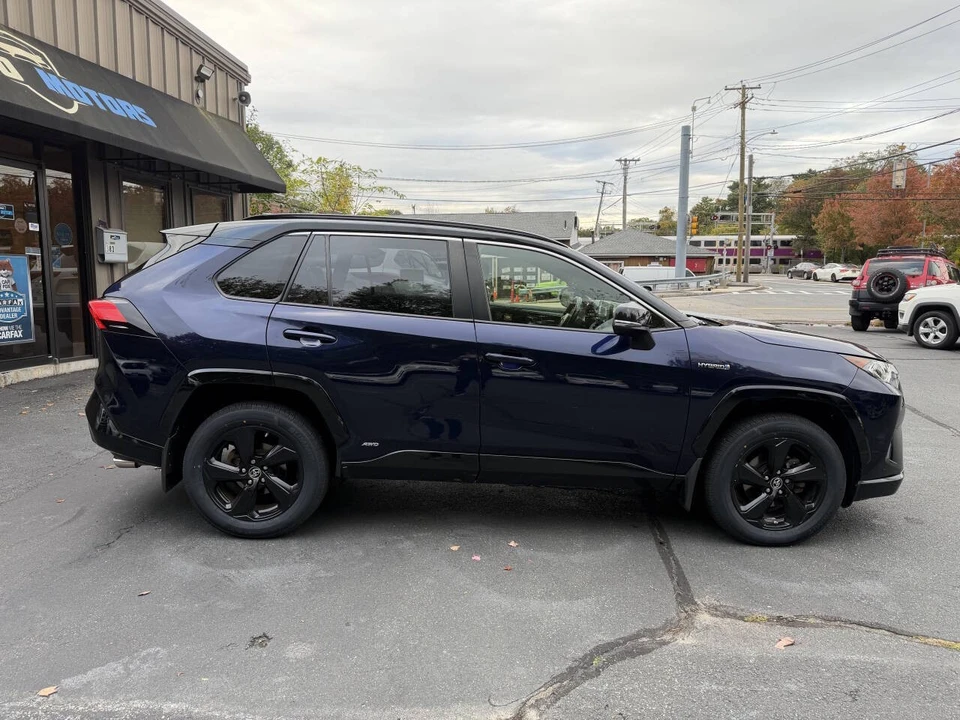 2019 Toyota RAV4 5th Gen - Image 14 of 21