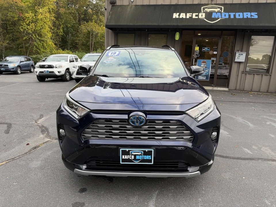 2019 Toyota RAV4 5th Gen - Image 2 of 21