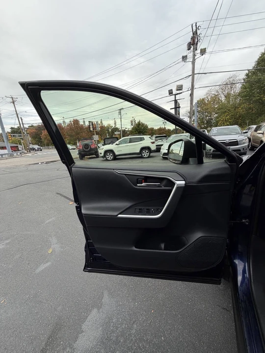 2019 Toyota RAV4 5th Gen - Image 21 of 21