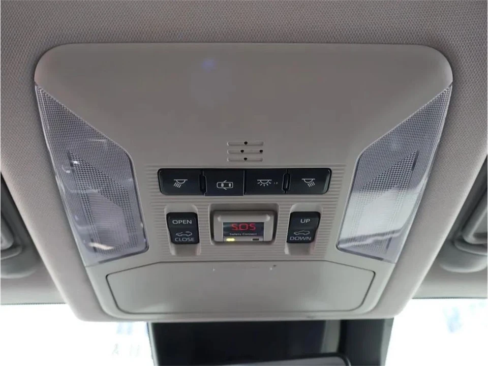 2019 Toyota RAV4 5th Gen - Image 24 of 31
