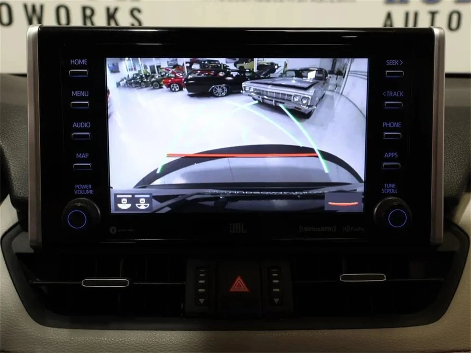2019 Toyota RAV4 5th Gen - Image 20 of 31