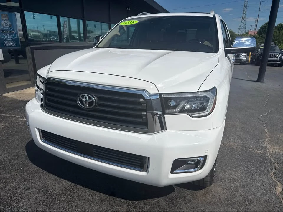 2019 Toyota Sequoia 2nd Gen - Image 10 of 20