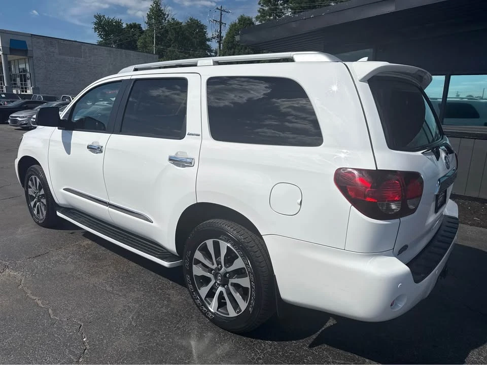2019 Toyota Sequoia 2nd Gen - Image 3 of 20