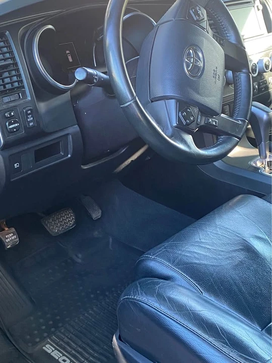 2019 Toyota Sequoia 2nd Gen - Image 8 of 11