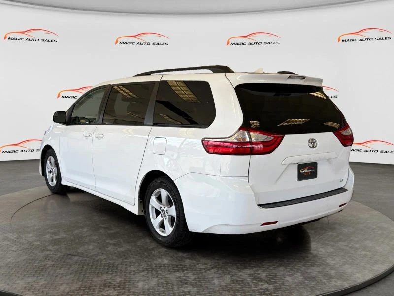 2019 Toyota Sienna 3rd Gen - Image 6 of 12