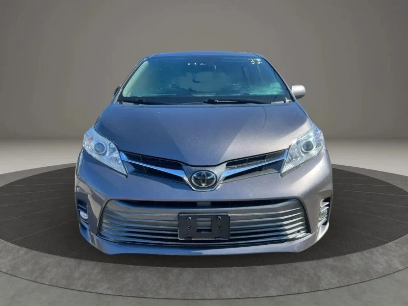 2019 Toyota Sienna 3rd Gen - Image 2 of 12