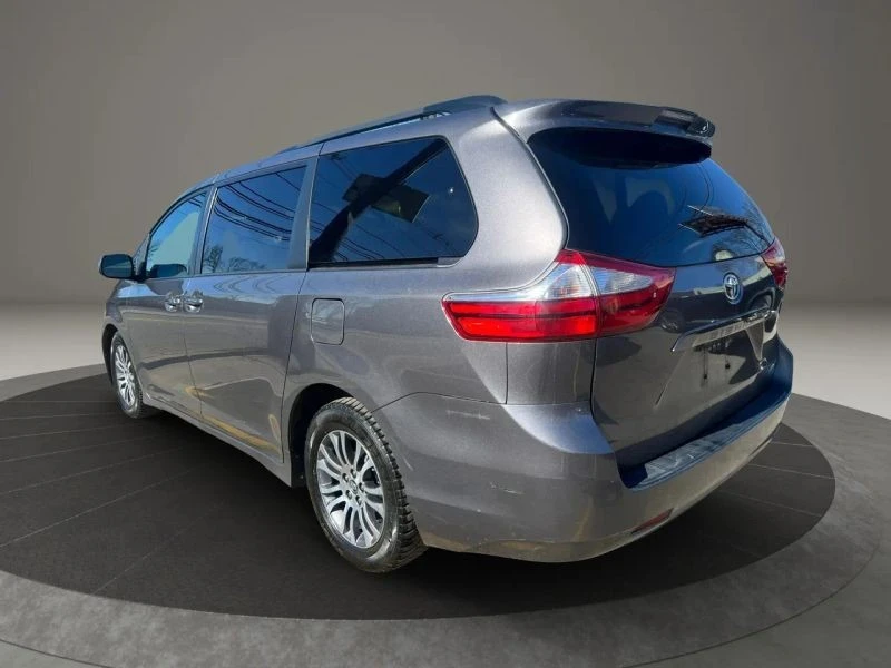 2019 Toyota Sienna 3rd Gen - Image 7 of 12