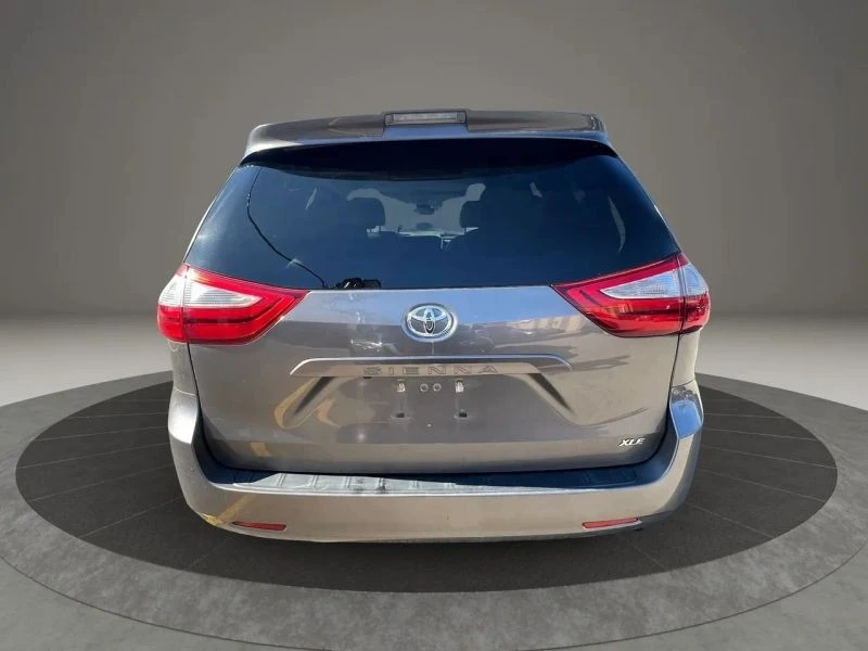 2019 Toyota Sienna 3rd Gen - Image 6 of 12