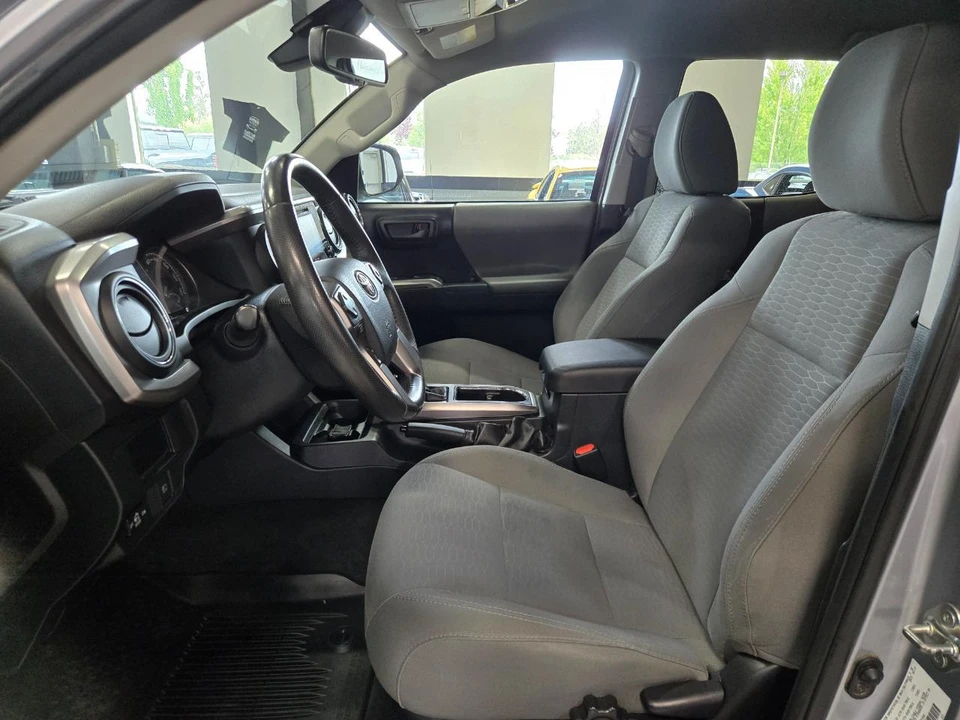 2019 Toyota Tacoma 3rd Gen - Image 9 of 16