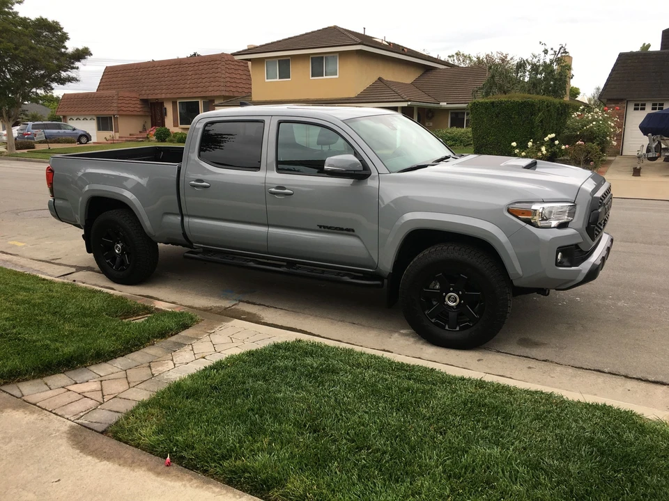 2019 Toyota Tacoma 3rd Gen - Image 2 of 9