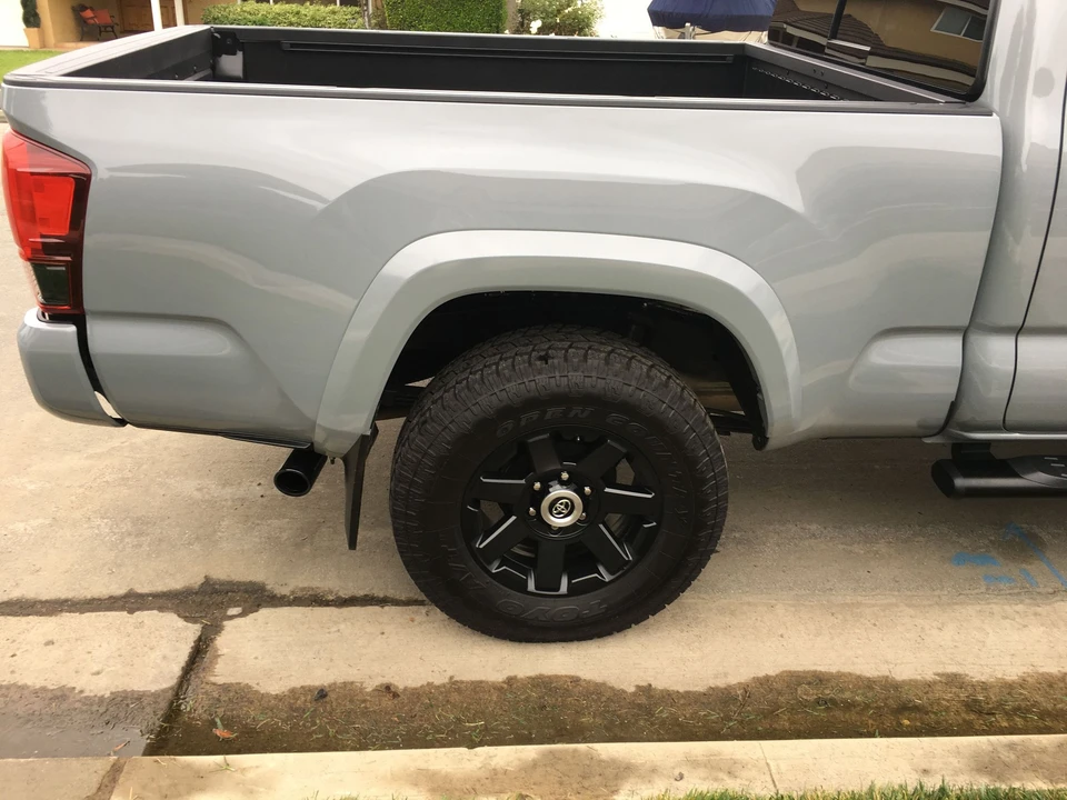 2019 Toyota Tacoma 3rd Gen - Image 7 of 9