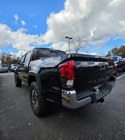 2019 Toyota Tacoma 3rd Gen - Image 7 of 17