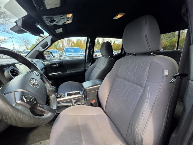 2019 Toyota Tacoma 3rd Gen - Image 16 of 17