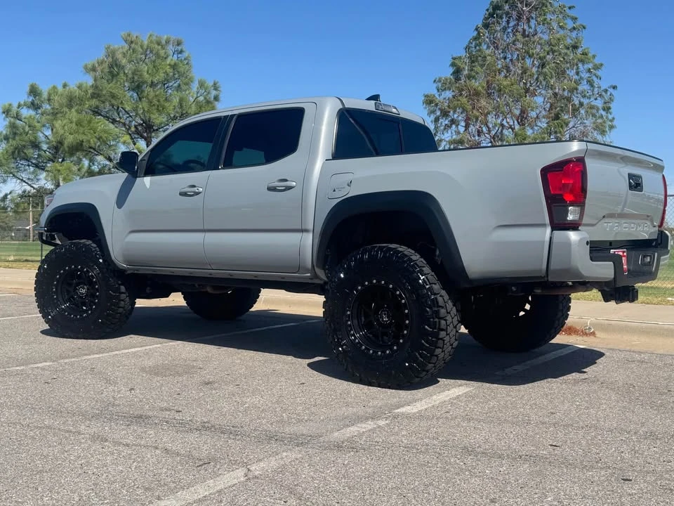 2019 Toyota Tacoma 3rd Gen - Image 7 of 20