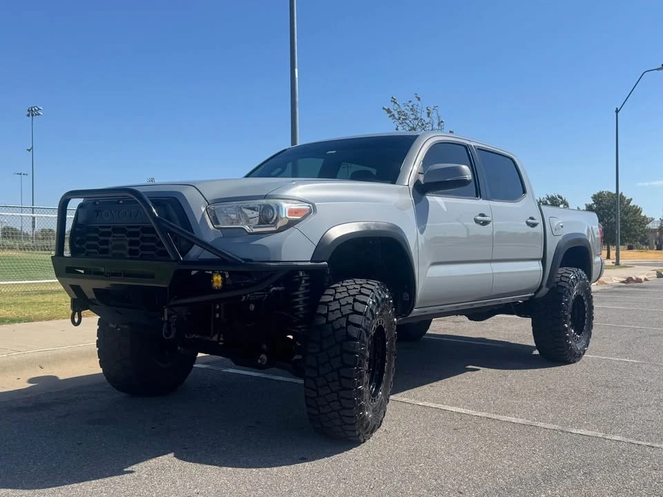 2019 Toyota Tacoma 3rd Gen - Image 2 of 20