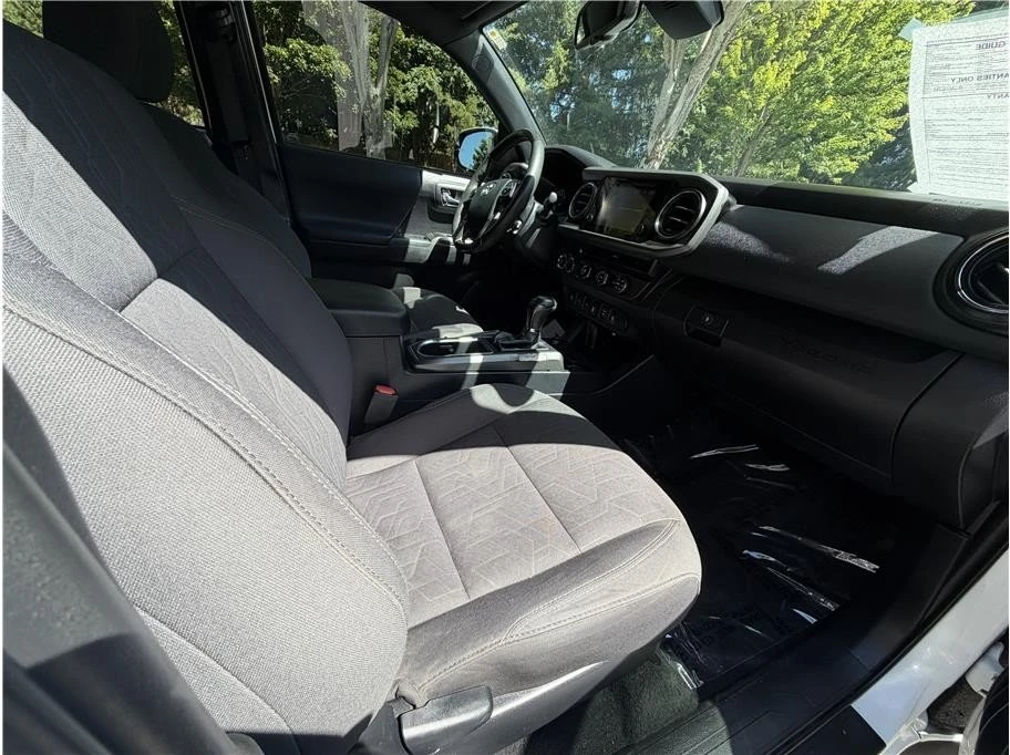 2019 Toyota Tacoma 3rd Gen - Image 3 of 14