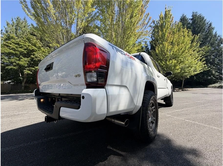 2019 Toyota Tacoma 3rd Gen - Image 10 of 14