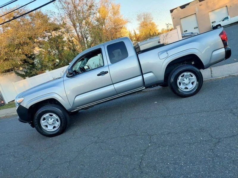 2019 Toyota Tacoma 3rd Gen - Image 3 of 12