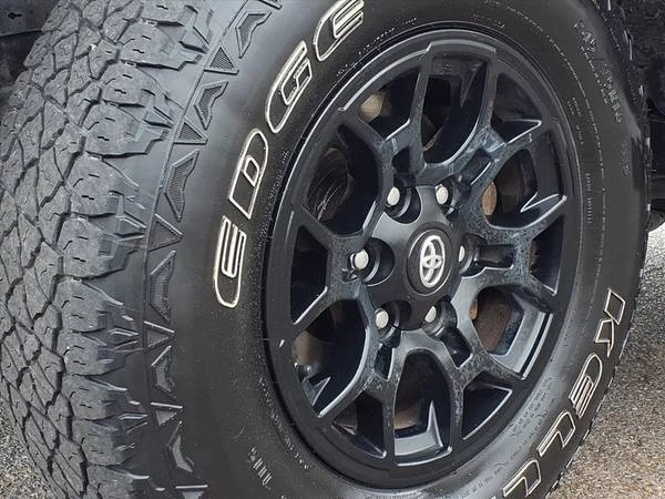 2019 Toyota Tacoma 3rd Gen - Image 18 of 19